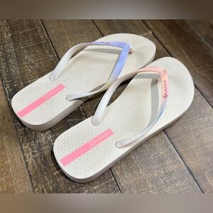 Ipanema Swimming Flip Flops, Women Size 37 (US 6.5)